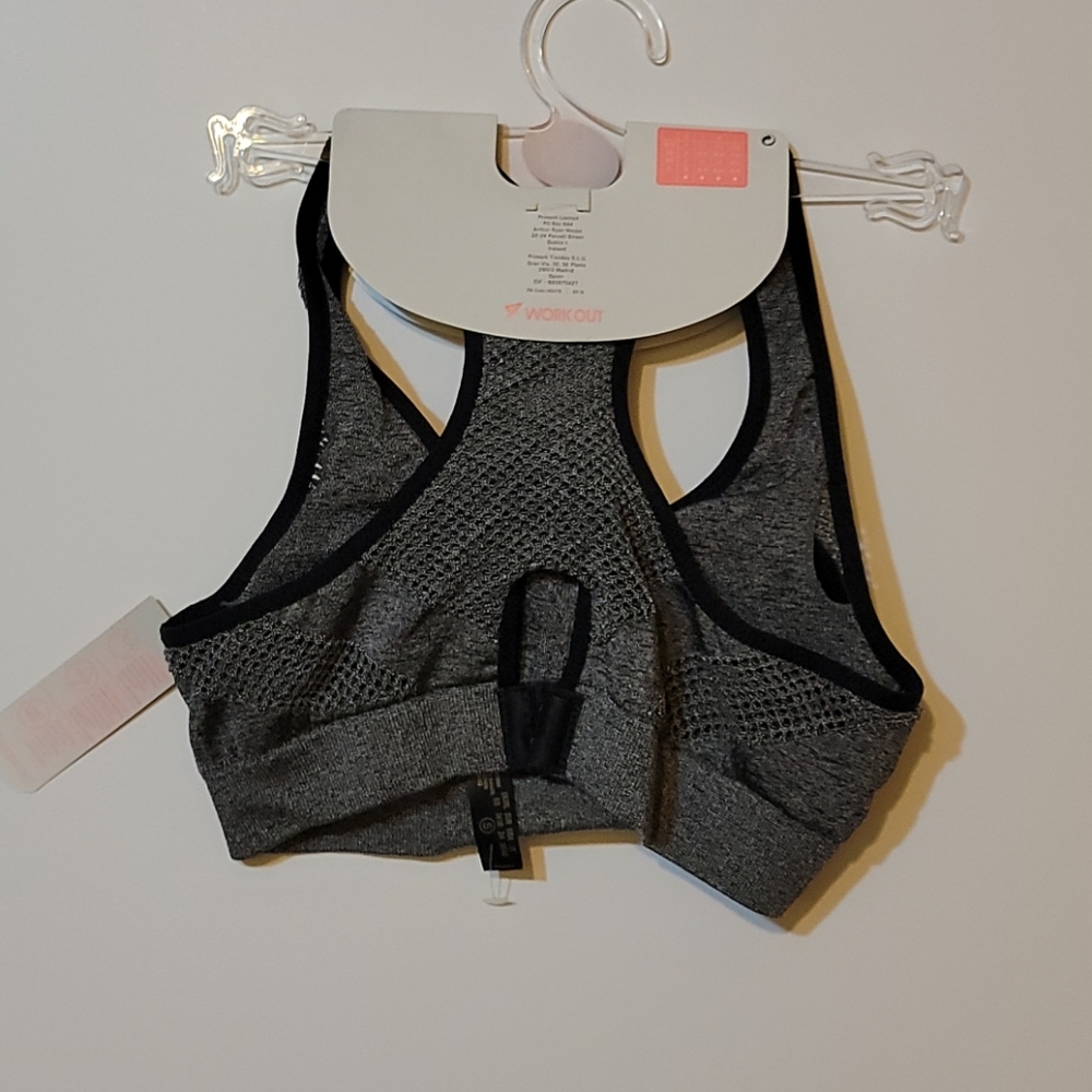 Sports bra - Picture 2 of 6